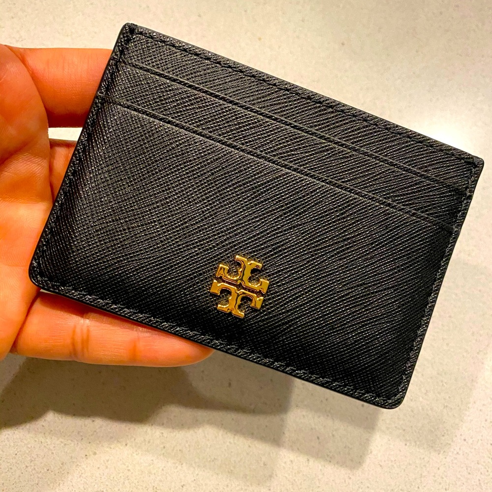 Tory Burch card holder 😍